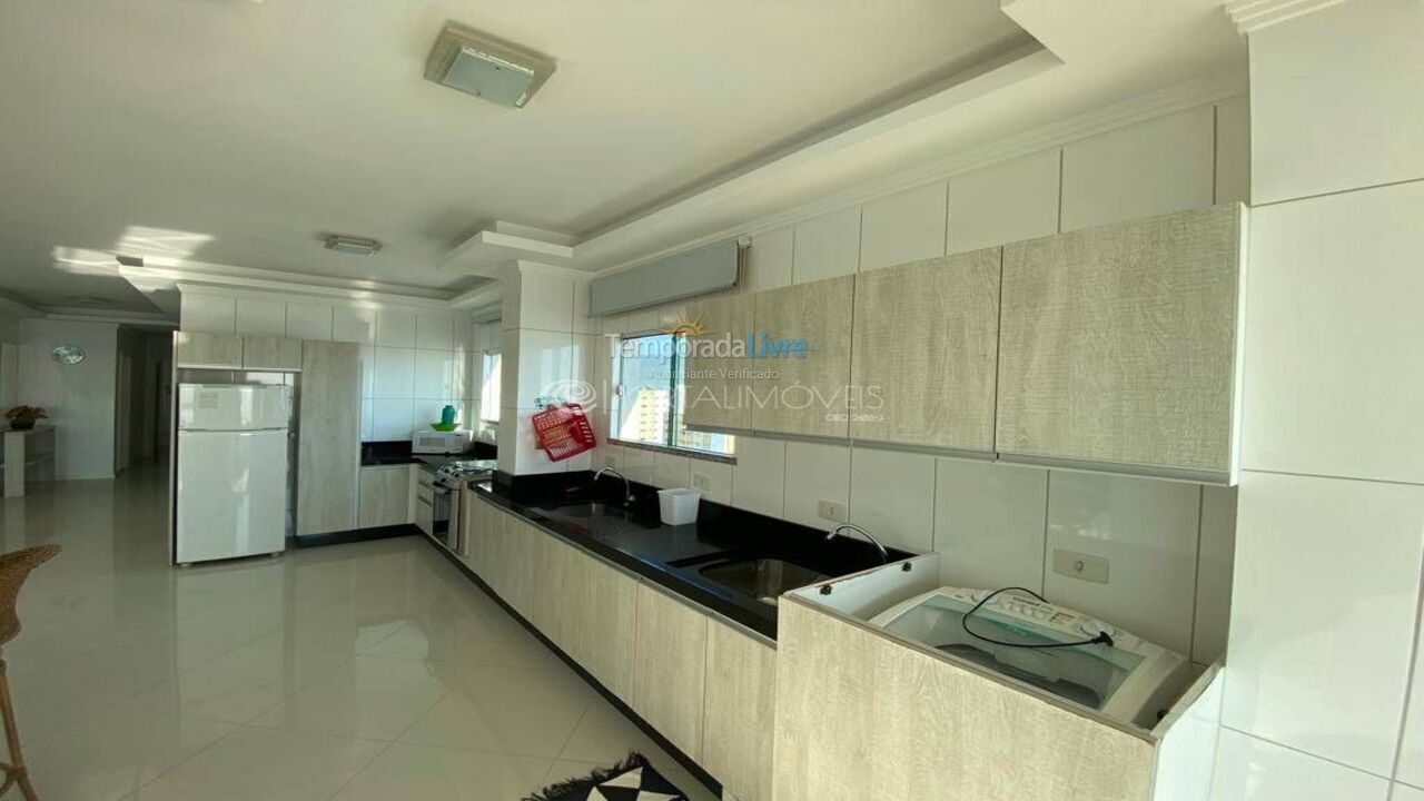 Apartment for vacation rental in Itapema (Meia Praia)