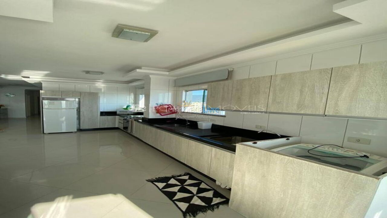 Apartment for vacation rental in Itapema (Meia Praia)