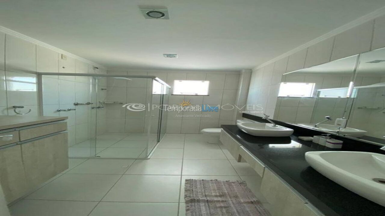 Apartment for vacation rental in Itapema (Meia Praia)