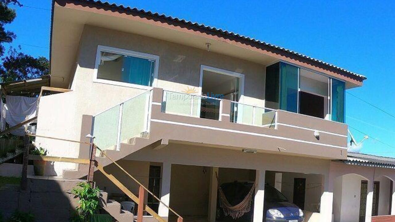 Casa para aluguel de temporada em Garopaba (Praia da Ferrugem)