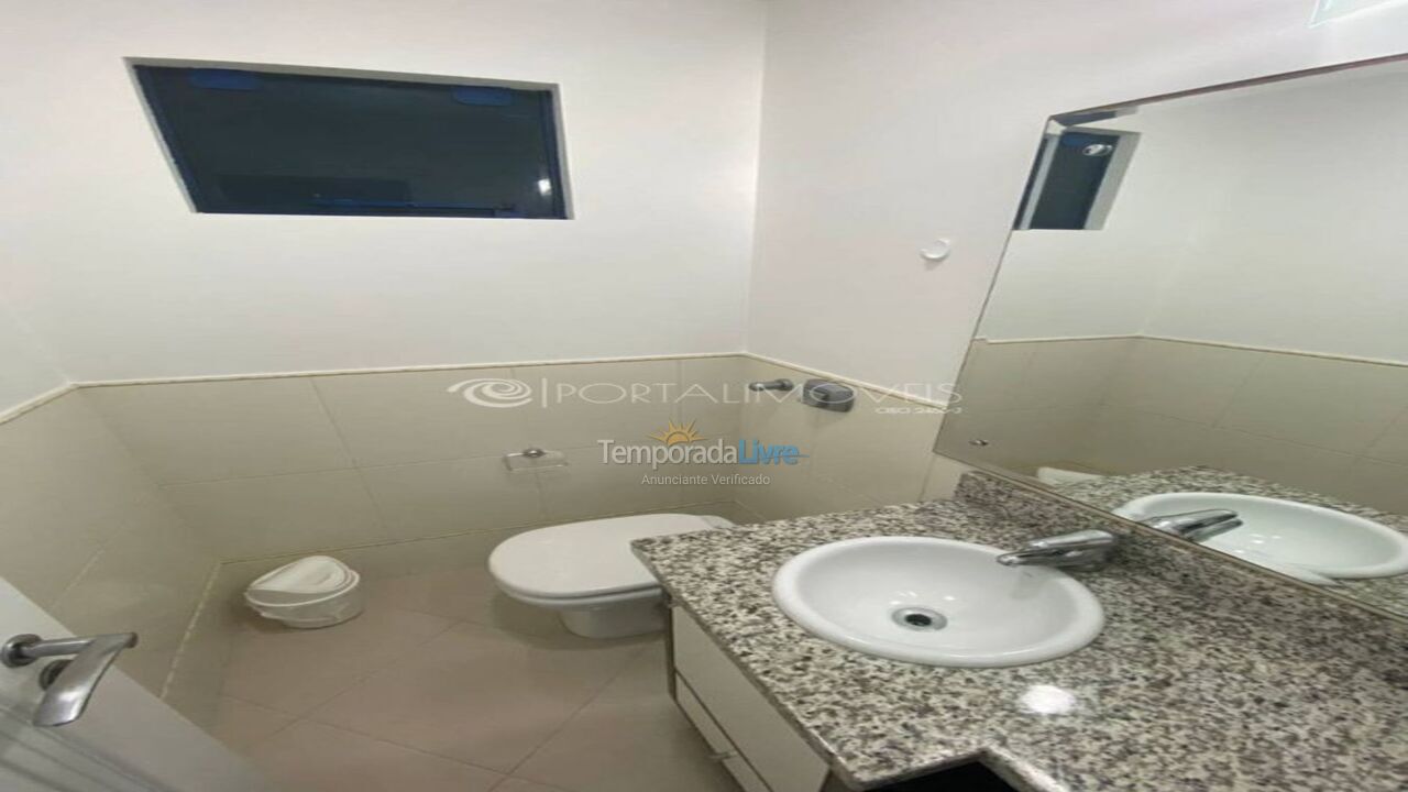 Apartamento para aluguel de temporada em Itapema (Meia Praia)