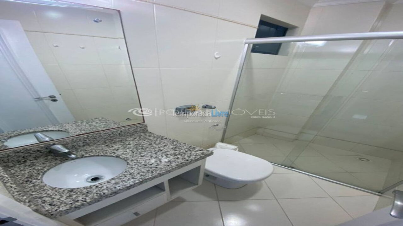 Apartamento para aluguel de temporada em Itapema (Meia Praia)