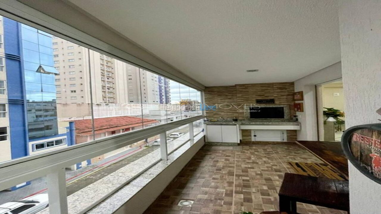 Apartamento para aluguel de temporada em Itapema (Meia Praia)