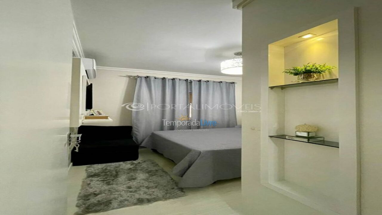 Apartamento para aluguel de temporada em Itapema (Meia Praia)