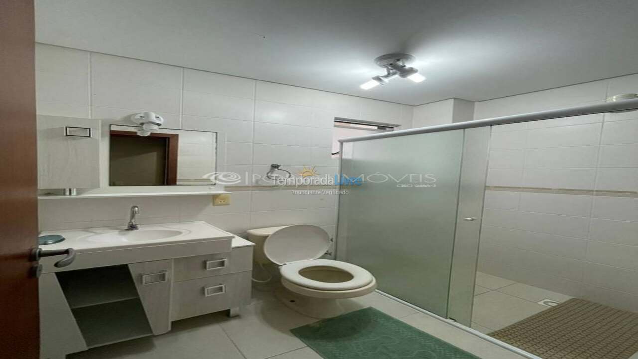 Apartamento para alquiler de vacaciones em Itapema (Meia Praia)