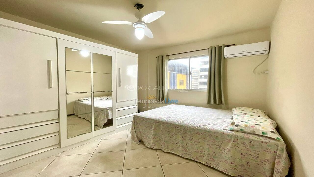 Apartamento para aluguel de temporada em Itapema (Meia Praia)