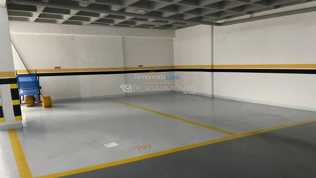 Apartamento para aluguel de temporada em Itapema (Meia Praia)