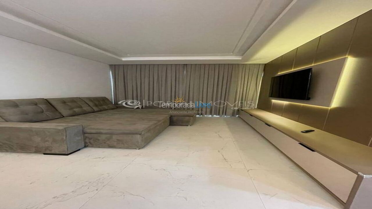 Apartamento para aluguel de temporada em Itapema (Meia Praia)