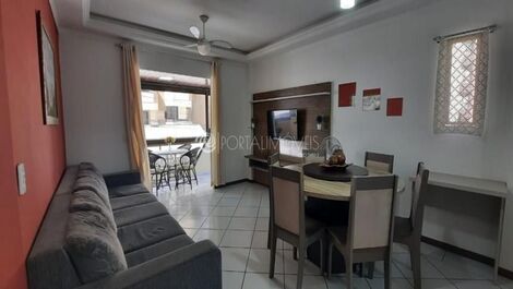 2 Bedrooms, 1 Suite for Seasonal Rental in Meia Praia