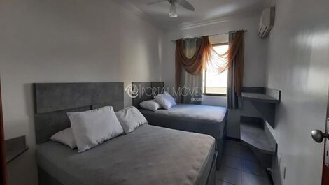 2 Bedrooms, 1 Suite for Seasonal Rental in Meia Praia