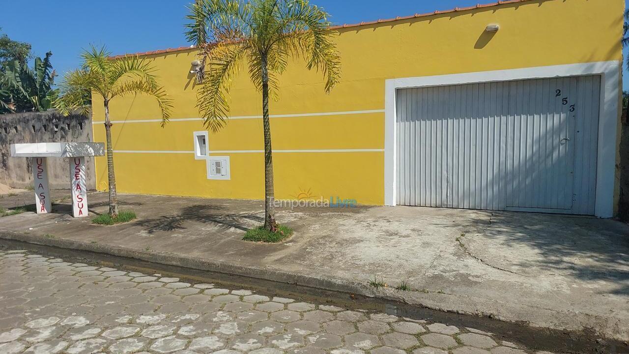 House for vacation rental in Itanhaém (Balneário Gaivotas)