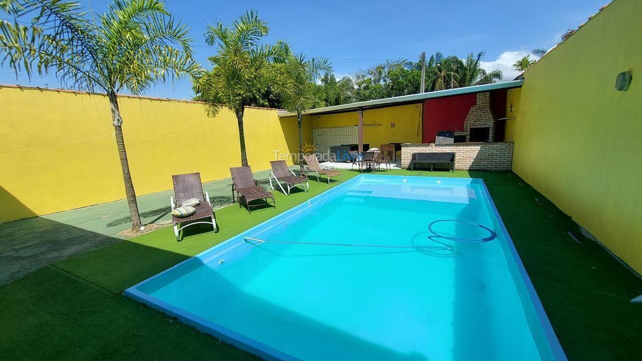 House for vacation rental in Itanhaém (Balneário Gaivotas)