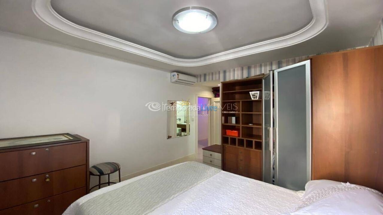 Apartamento para aluguel de temporada em Itapema (Meia Praia)