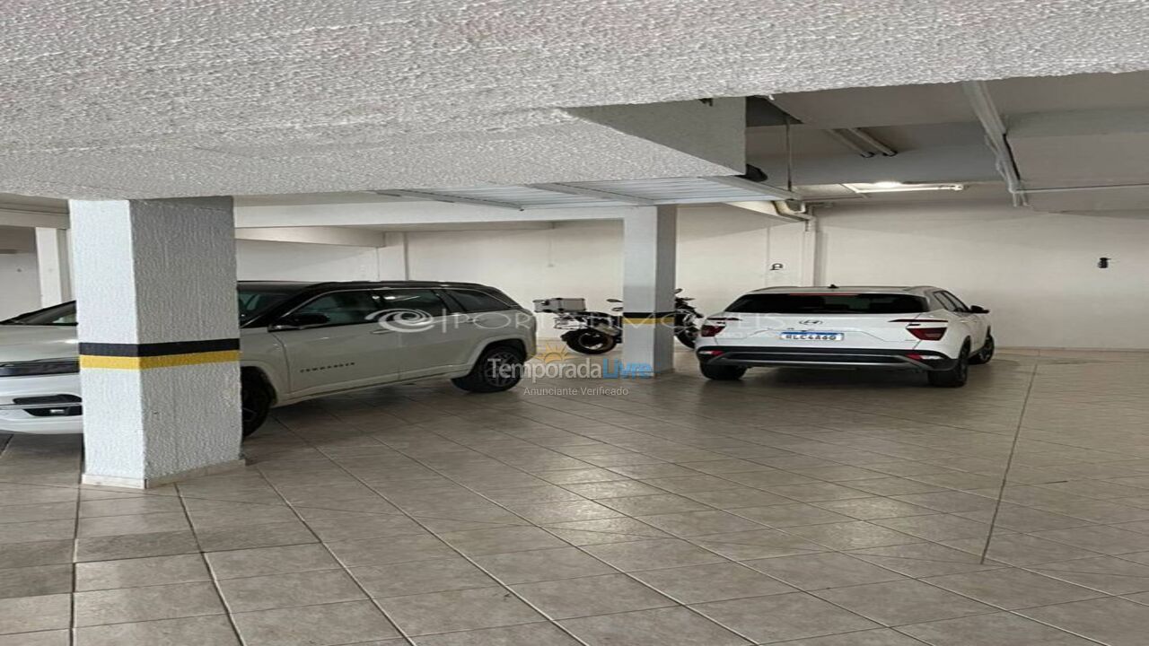 Apartamento para aluguel de temporada em Itapema (Meia Praia)