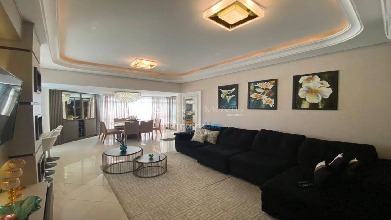 Apartamento para aluguel de temporada em Itapema (Meia Praia)