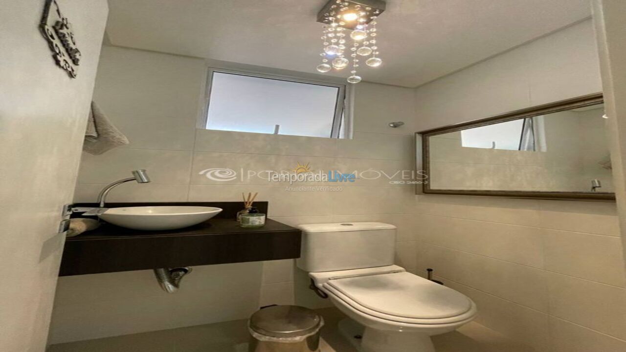 Apartment for vacation rental in Itapema (Meia Praia)