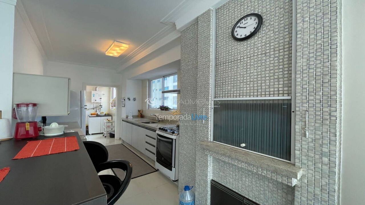 Apartment for vacation rental in Itapema (Meia Praia)