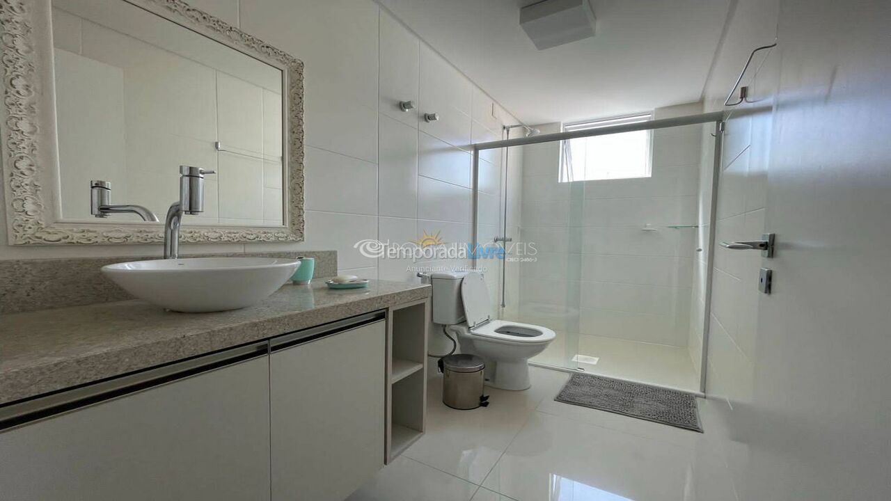 Apartment for vacation rental in Itapema (Meia Praia)