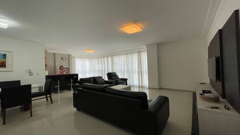 Sunrise - 03 Suites in Meia Praia Itapema SC - Seasonal Rental