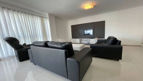 Sunrise - 03 Suites in Meia Praia Itapema SC - Seasonal Rental