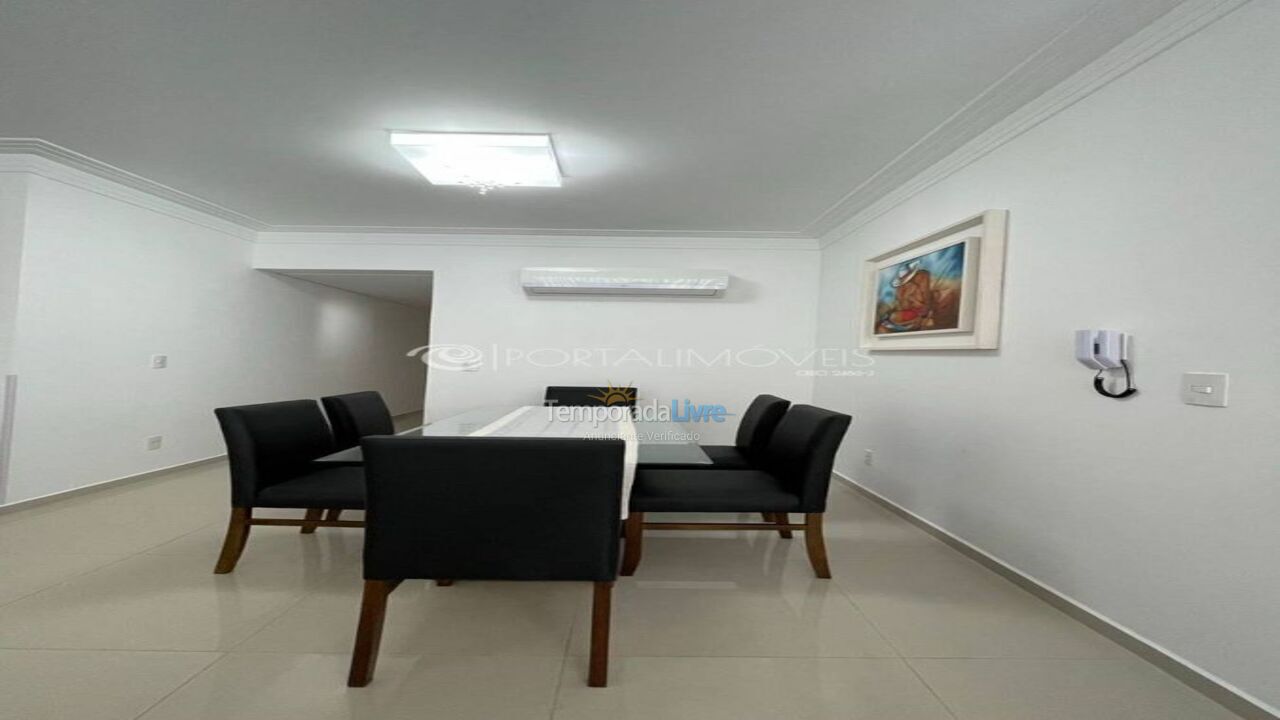 Apartment for vacation rental in Itapema (Meia Praia)