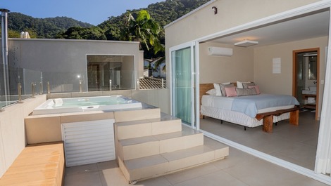 Beautiful House in Juquehy