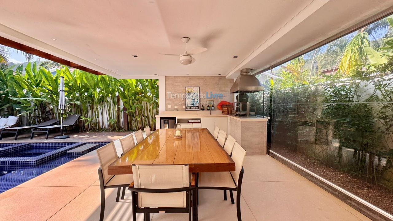 House for vacation rental in São Sebastião (Praia da Baleia)