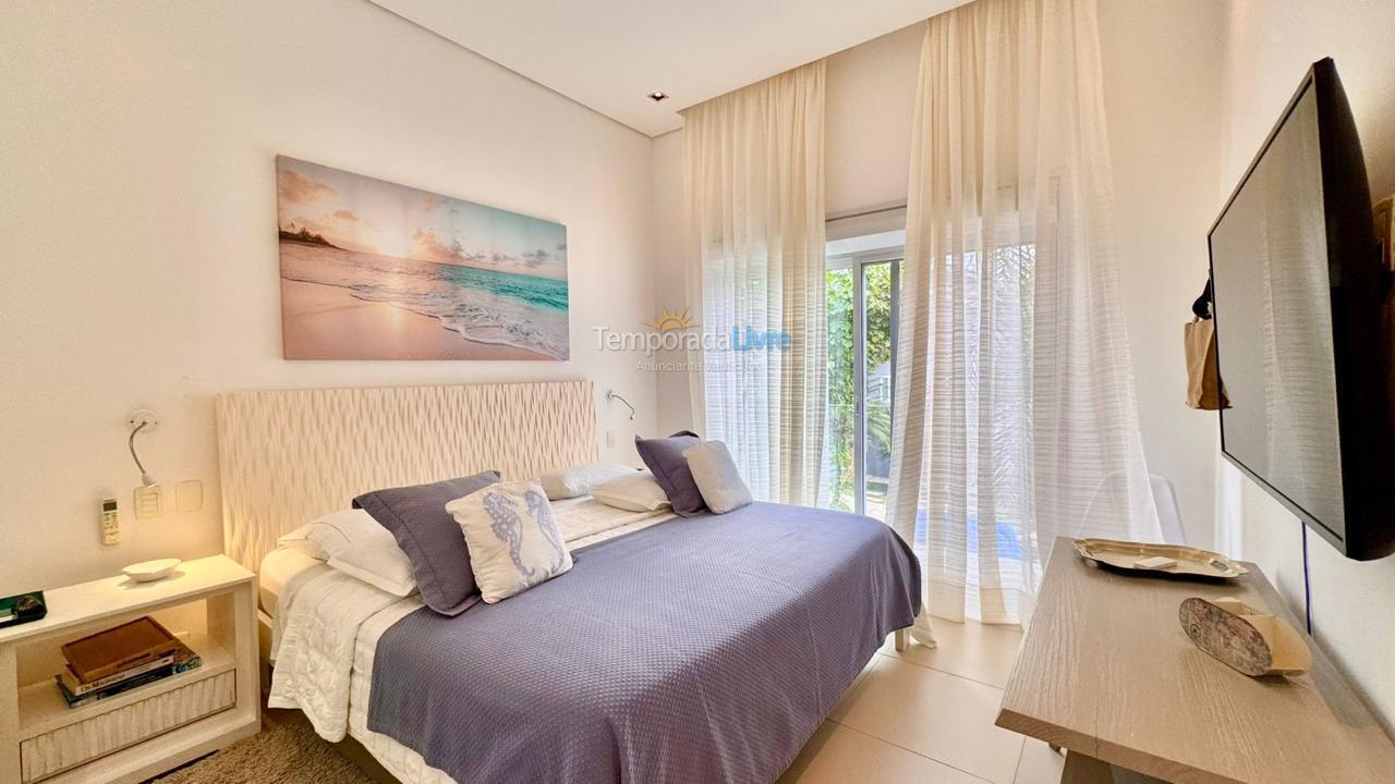 House for vacation rental in São Sebastião (Praia da Baleia)