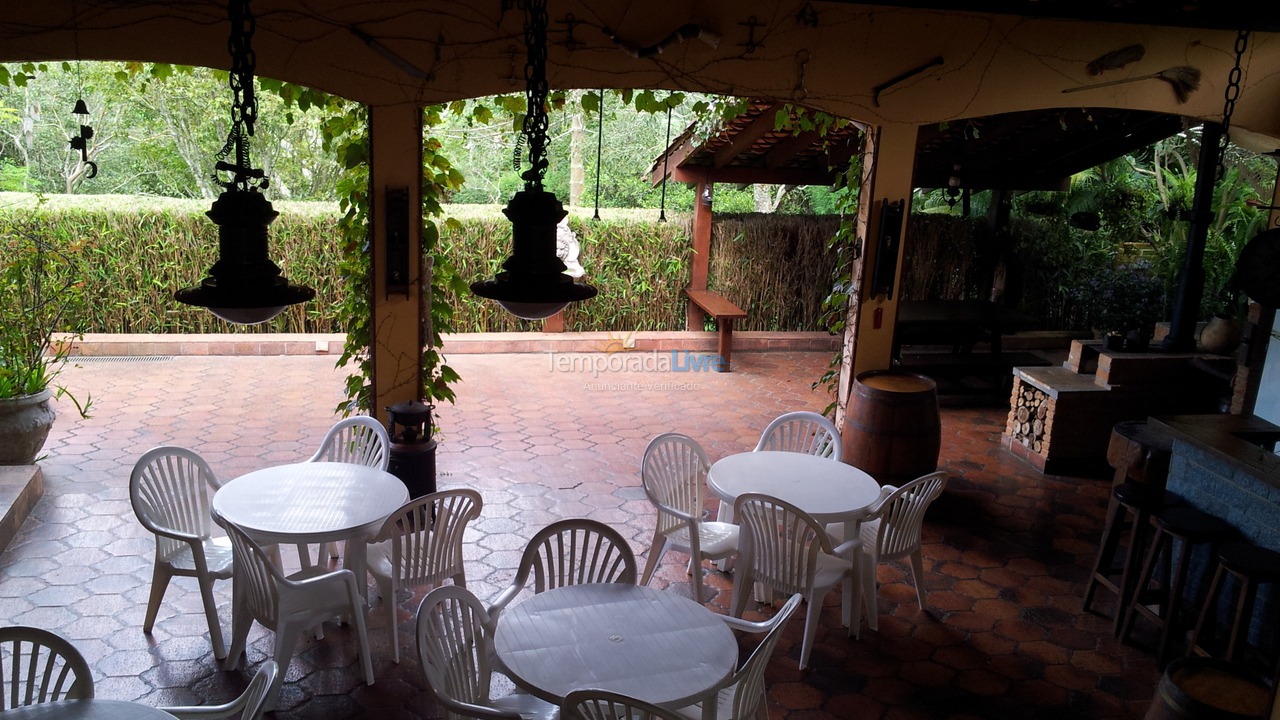 Granja para alquiler de vacaciones em Cotia (Recanto Verde)