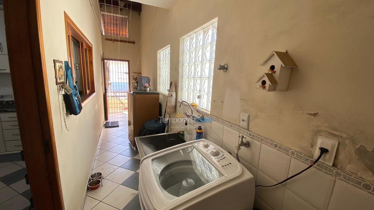 Casa para aluguel de temporada em Florianopolis (Canasvieiras)