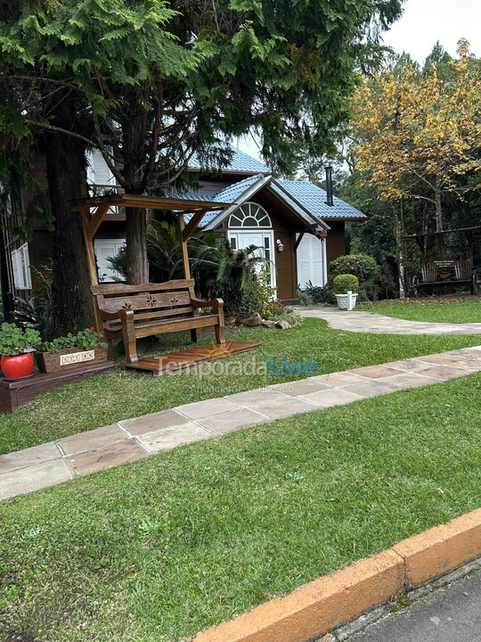 Casa para aluguel de temporada em Gramado (Floresta)