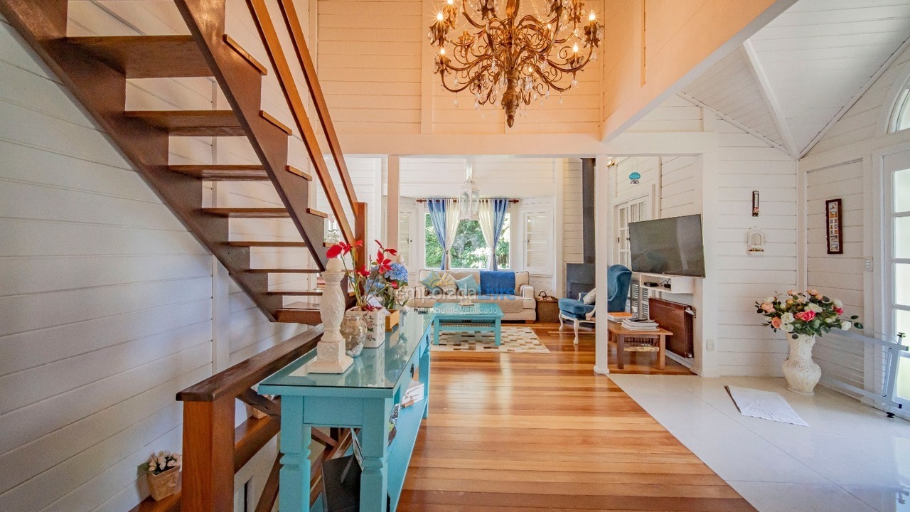 Casa para aluguel de temporada em Gramado (Floresta)