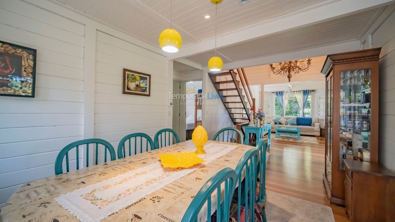 Casa para aluguel de temporada em Gramado (Floresta)