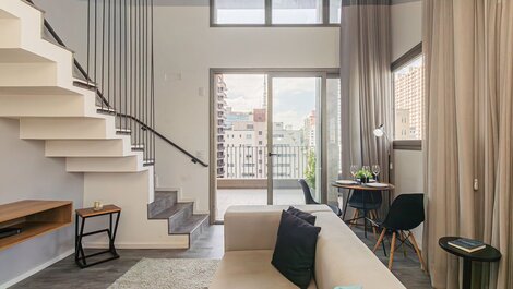 Duplex, pool, gym, AC | Brazilian Corner