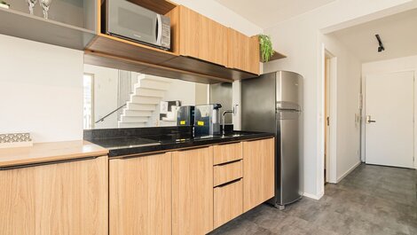 Duplex, pool, gym, AC | Brazilian Corner