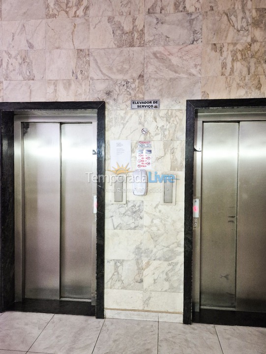 Apartamento para aluguel de temporada em Guarujá (Pitangueiras)