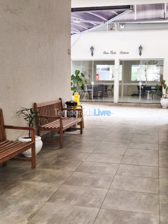 Apartamento para aluguel de temporada em Guarujá (Pitangueiras)