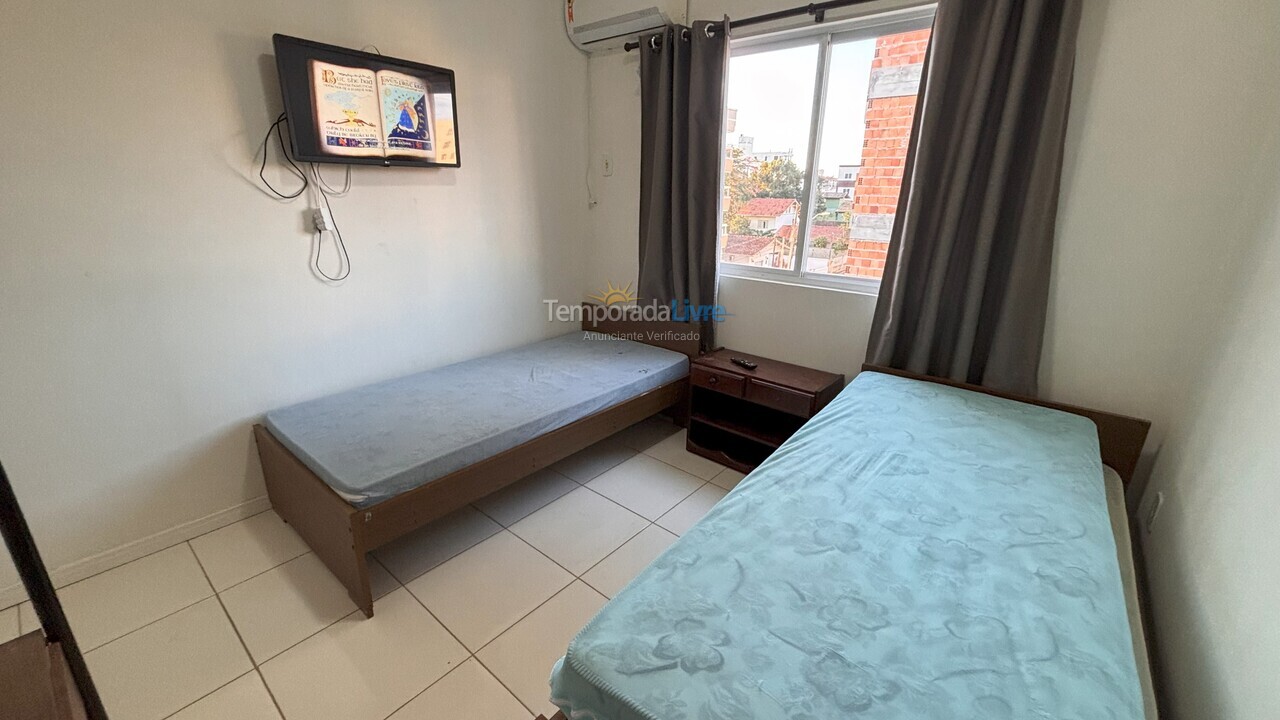 Apartment for vacation rental in Bombinhas (Praia de Bombas)