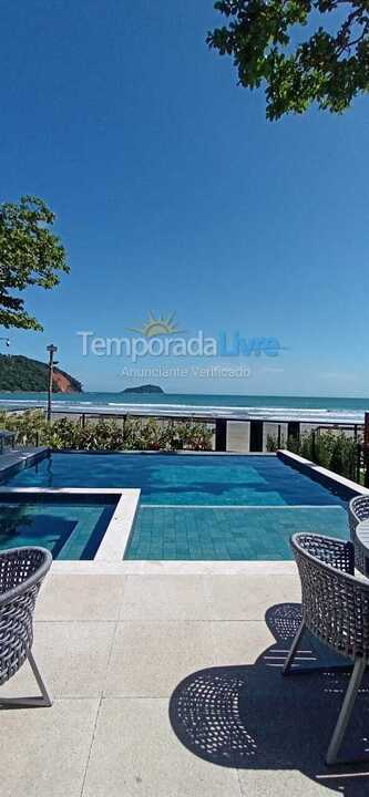 Casa para aluguel de temporada em São Sebastião (Praia da Baleia)
