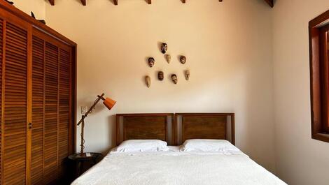 Réveillon Inesquecível na Praia da Baleia – Casa Disponível!