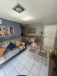 Lermoso apartamento en la playa de Pajuçara 50 metros desde el borde