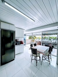 Penthouse en Caiobá-Matinhos-Pr a 2 cuadras del mar