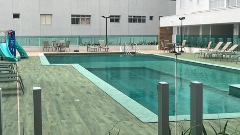 2 piscinas adulto e 1 infantil