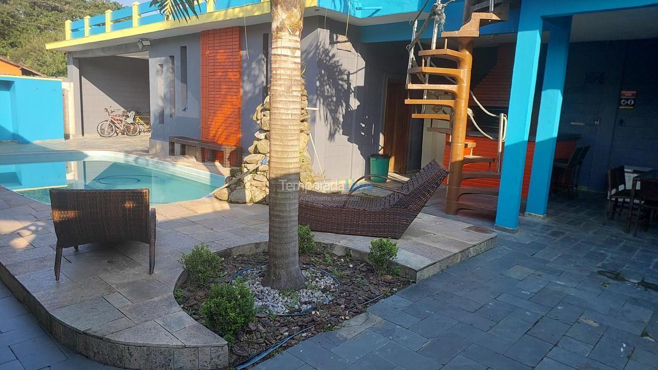 Casa para alquiler de vacaciones em Itanhaém (Balneário Gaivotas)