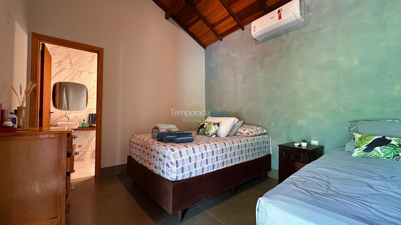 Casa para aluguel de temporada em Bonito (Hípica Park Tarumã)