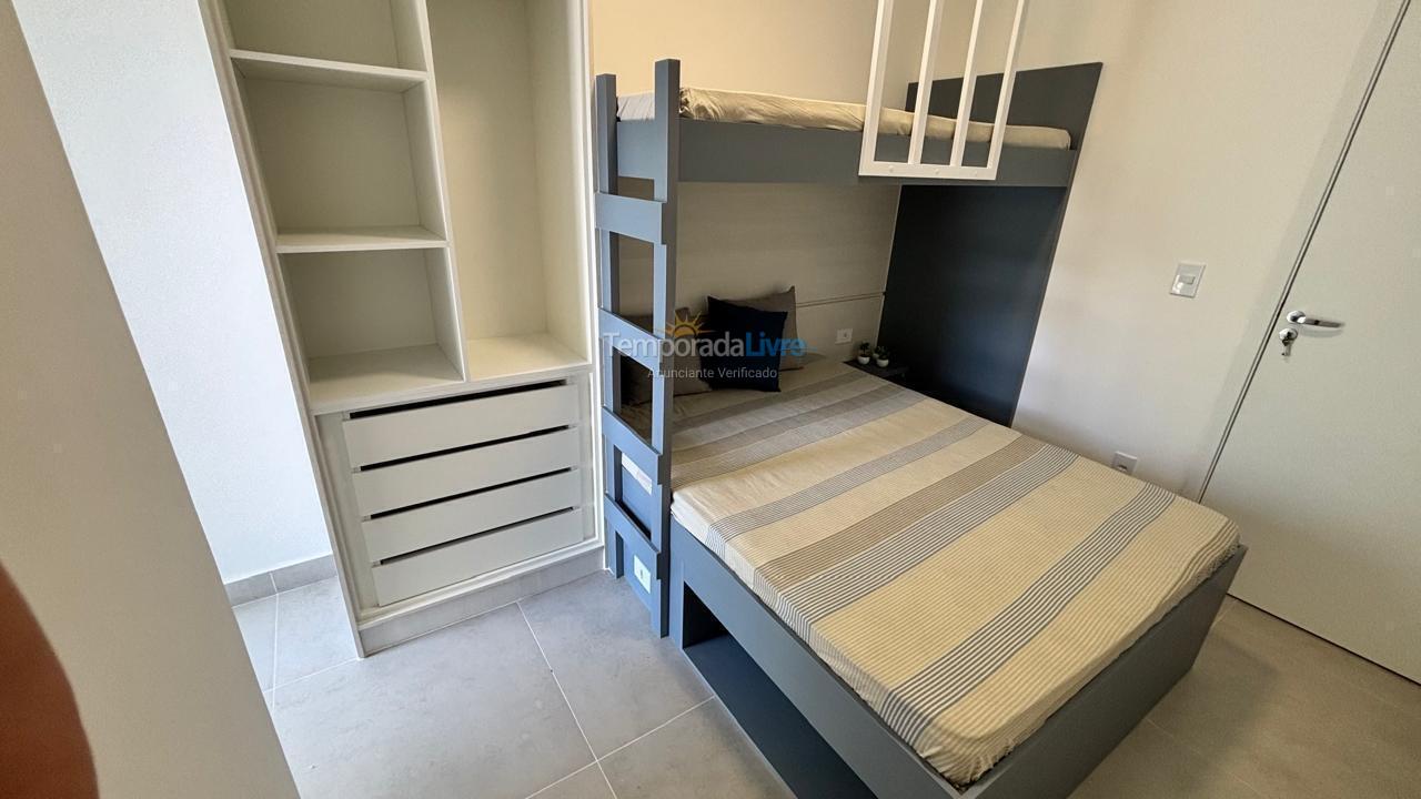 Apartamento para aluguel de temporada em Ubatuba (Praia Grande)