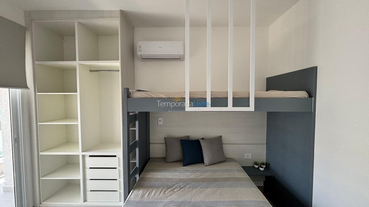 Apartamento para aluguel de temporada em Ubatuba (Praia Grande)