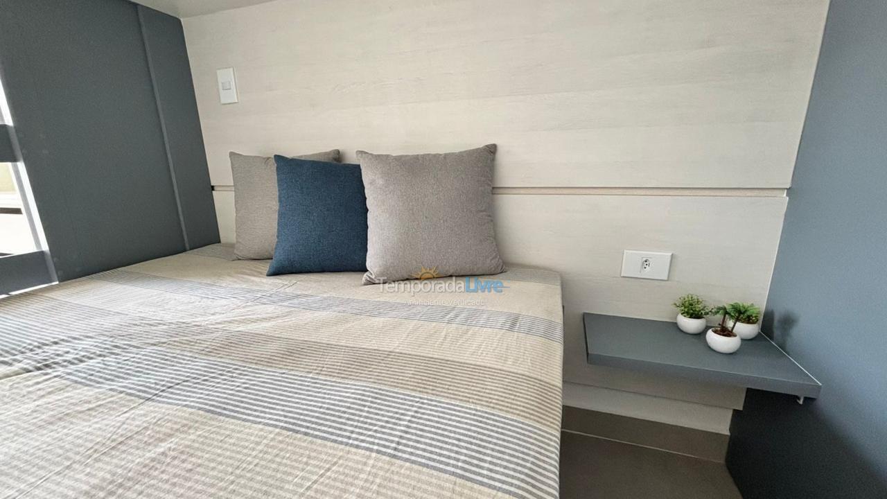 Apartamento para aluguel de temporada em Ubatuba (Praia Grande)