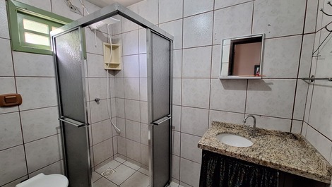 Ótimo sobrado a 100 mts do mar Praia do Ervino São Francisco do Sul