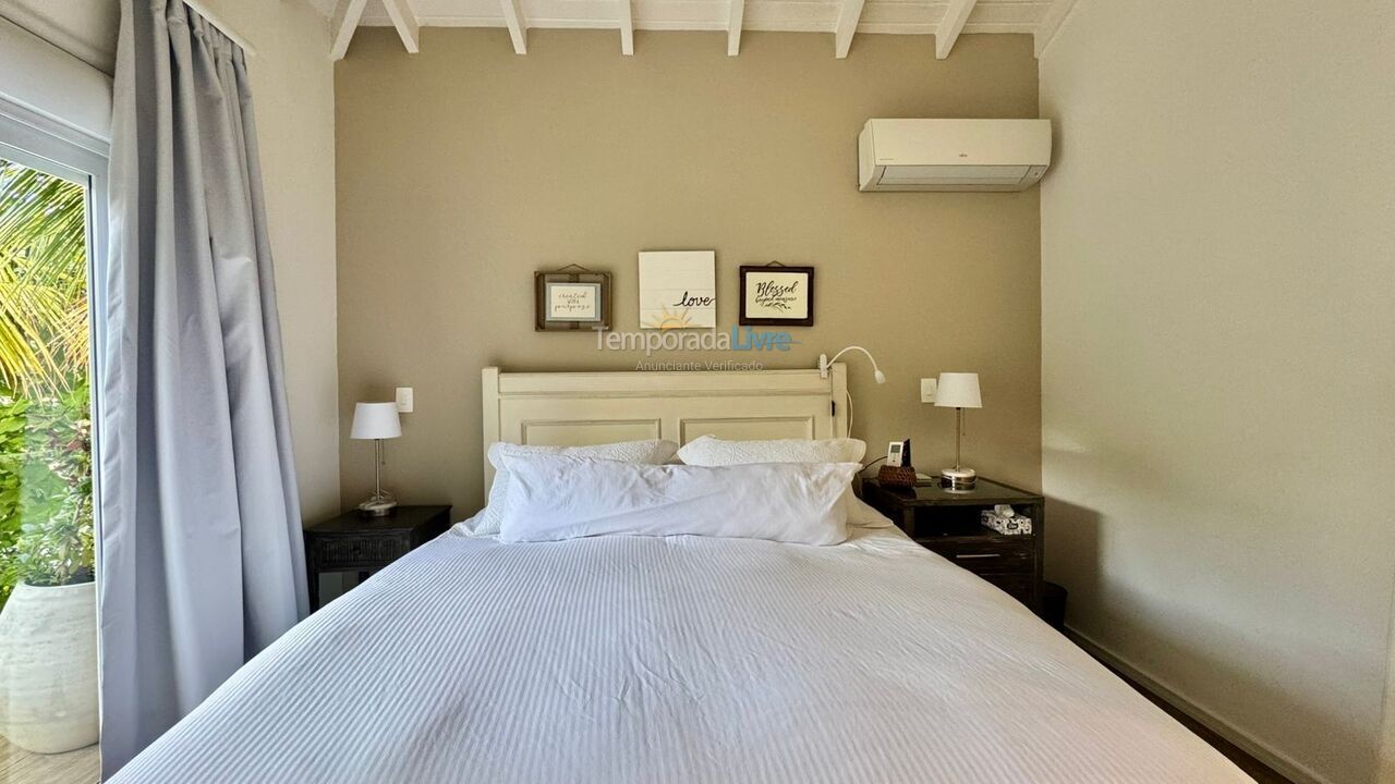 Casa para alquiler de vacaciones em São Sebastião (Praia da Baleia)